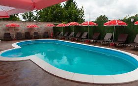 Kladenetsa Guest House